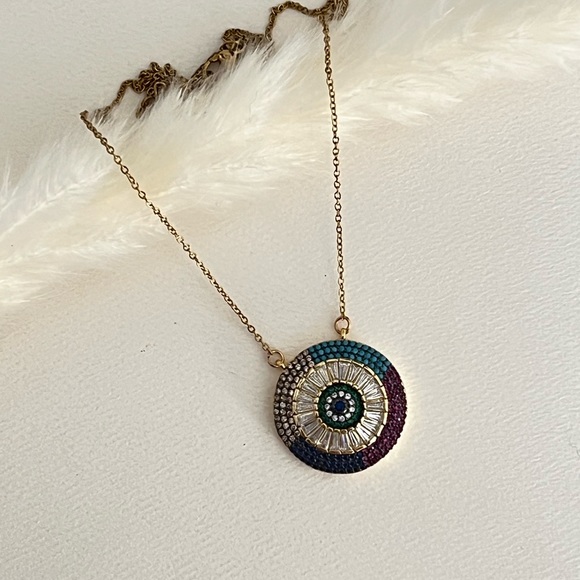 Elegant Evil Eye Necklace - Zircon Old Money Aesthetic Necklace - Picture 3 of 8